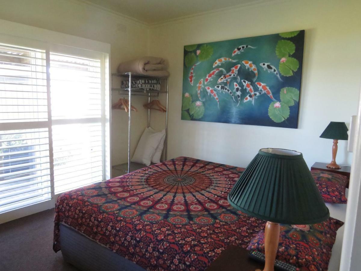 Lakes Entrance Waterfront Cottages With King Beds Exteriér fotografie