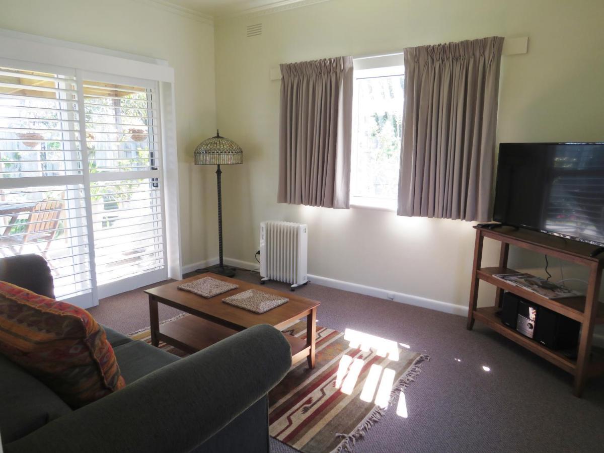 Lakes Entrance Waterfront Cottages With King Beds Exteriér fotografie